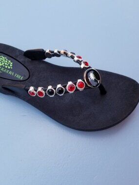 "Morgan" Beautiful Crystal Flip Flops Sandals SUPER COMFY Sizes 6,7, 8, 9 & 10